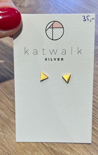 Zilveren oorring driehoek Katwalk Silver